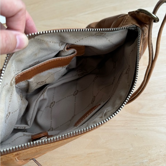 DEREK ALEXANDER | Crossbody Genuine Leather Bag Women - Picture 4 of 5